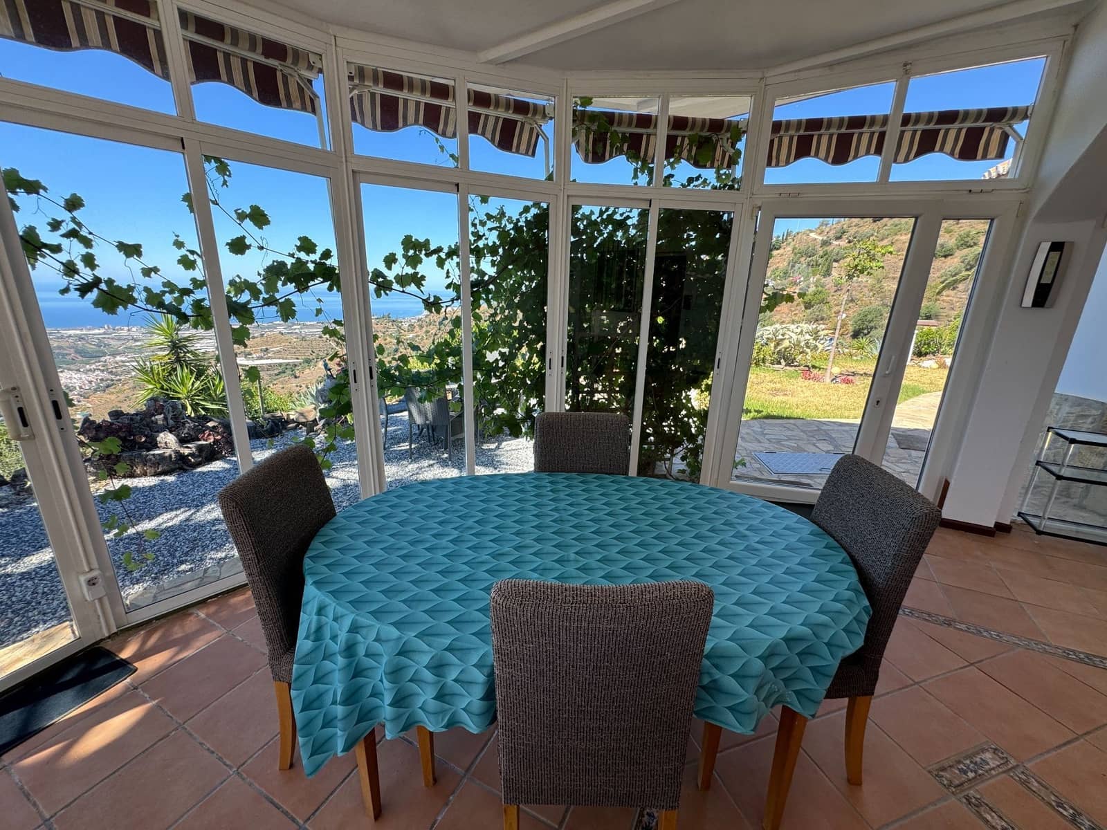 3 chambre Finca/Maison de Campagne à vendre à Arenas avec piscine garage - 535 000 € (Ref: 9943315)