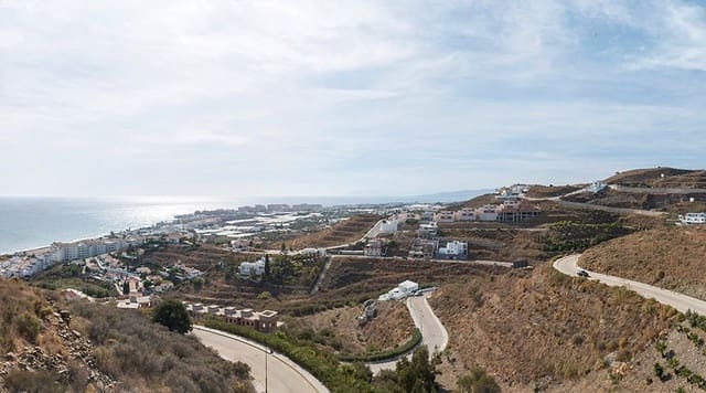 3 soveværelse Semi-Rækkehus til salg i El Peñoncillo, Torrox med swimmingpool garage - € 549.000 (Ref: 9945125)