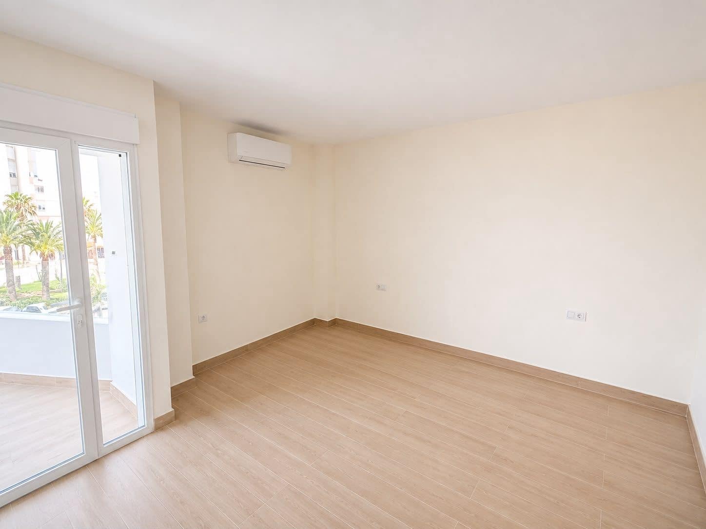 1 soveværelse Lejlighed til salg i Torrox-Costa med swimmingpool - € 299.500 (Ref: 9949179)