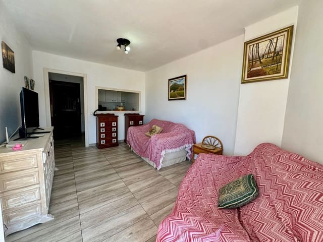 1 chambre Appartement à vendre à Centro Internacional, Torrox avec piscine - 210 000 € (Ref: 9949180)