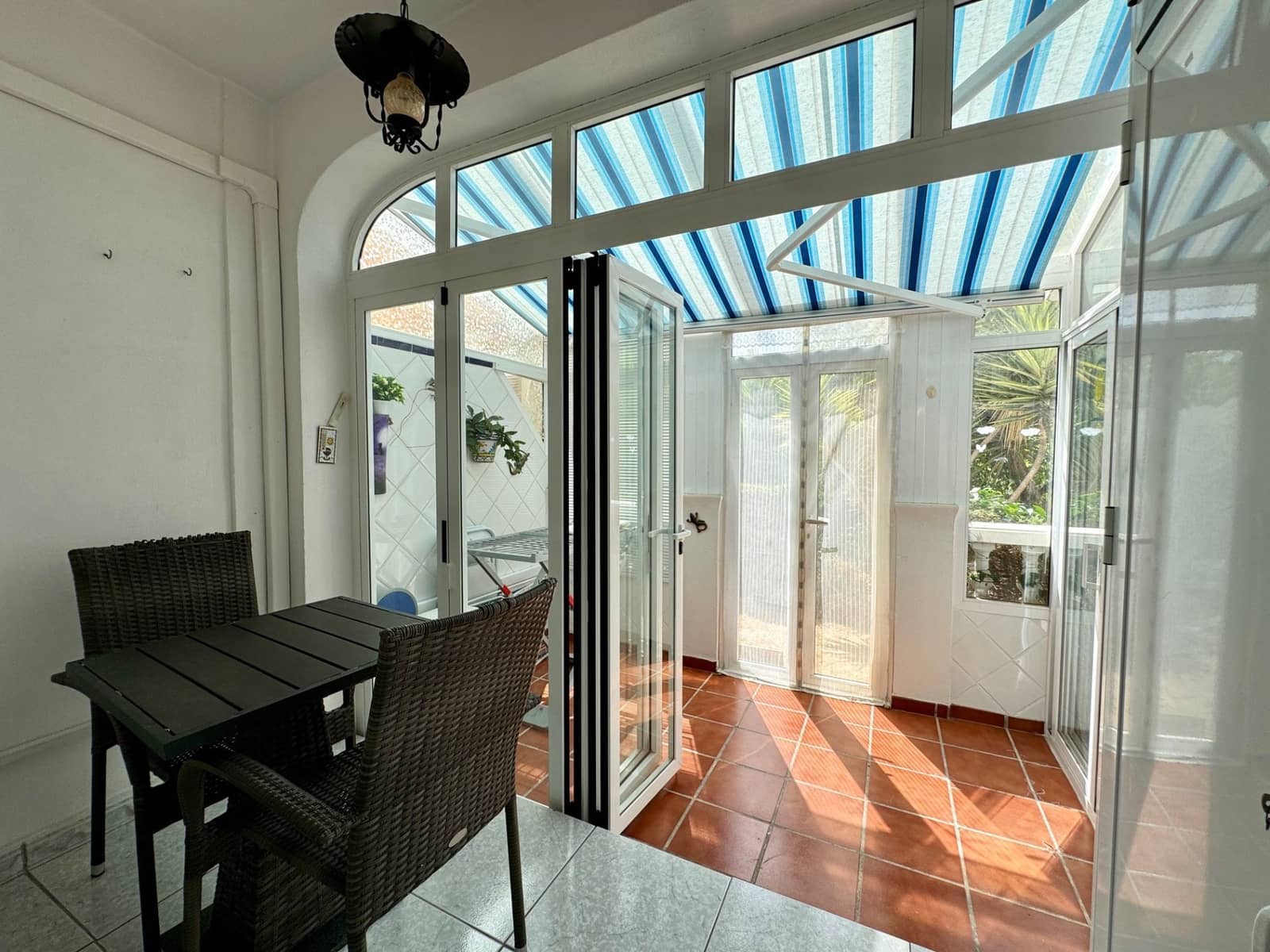 2 soveværelse Lejlighed til salg i Torrox-Costa med swimmingpool - € 235.000 (Ref: 9962030)