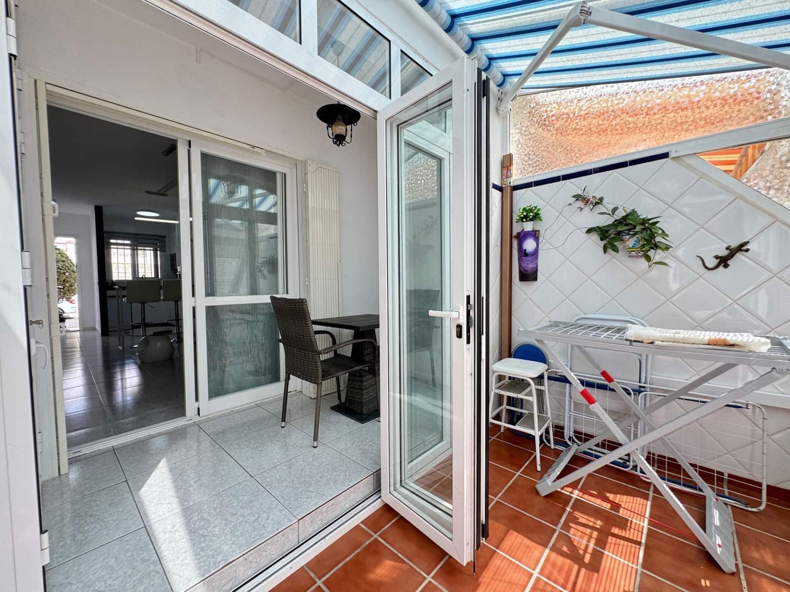 2 soveværelse Lejlighed til salg i Torrox-Costa med swimmingpool - € 235.000 (Ref: 9962030)