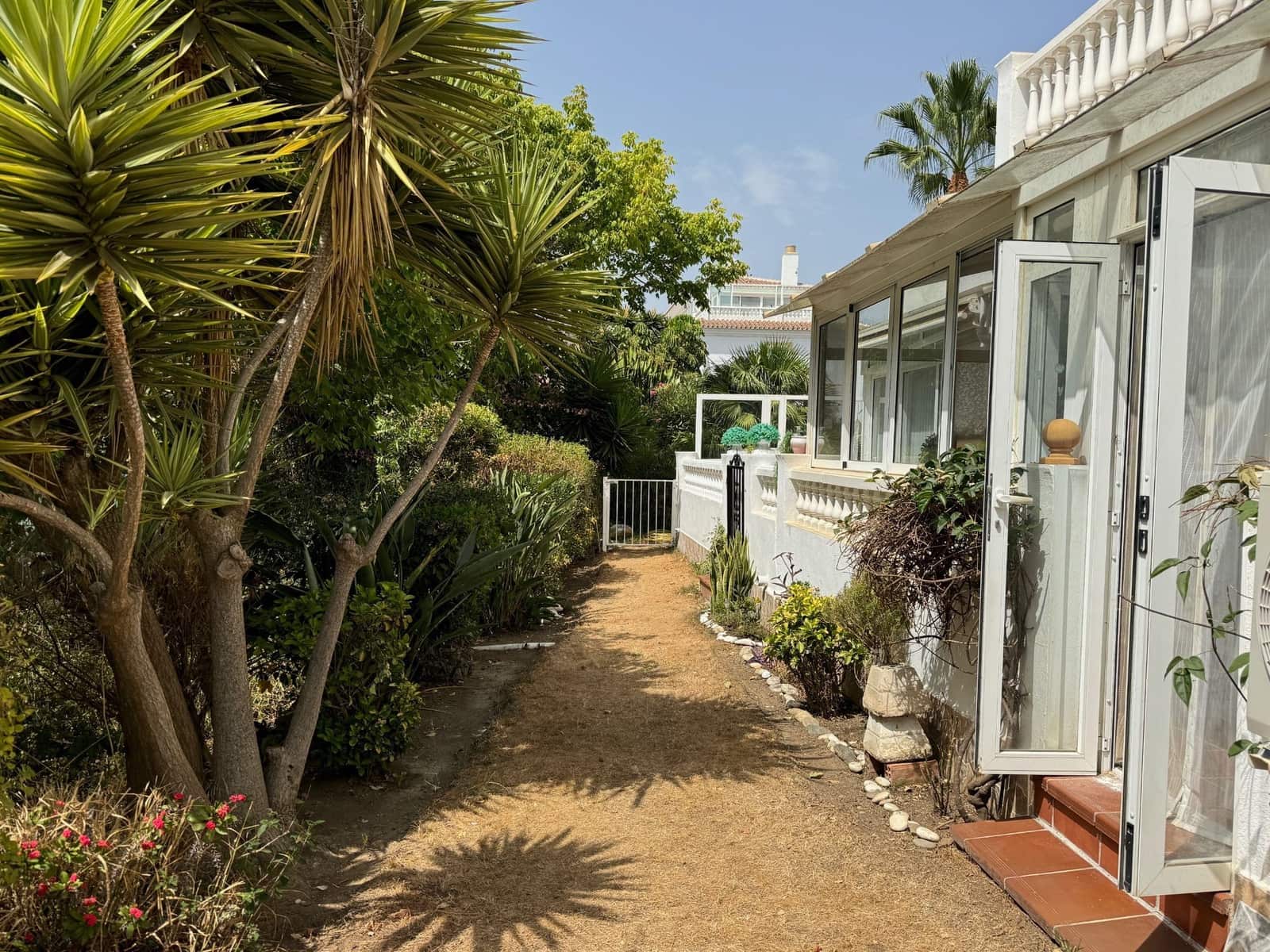 2 soverom Leilighet til salgs i Torrox-Costa med svømmebasseng - € 233 000 (Ref: 9962030)