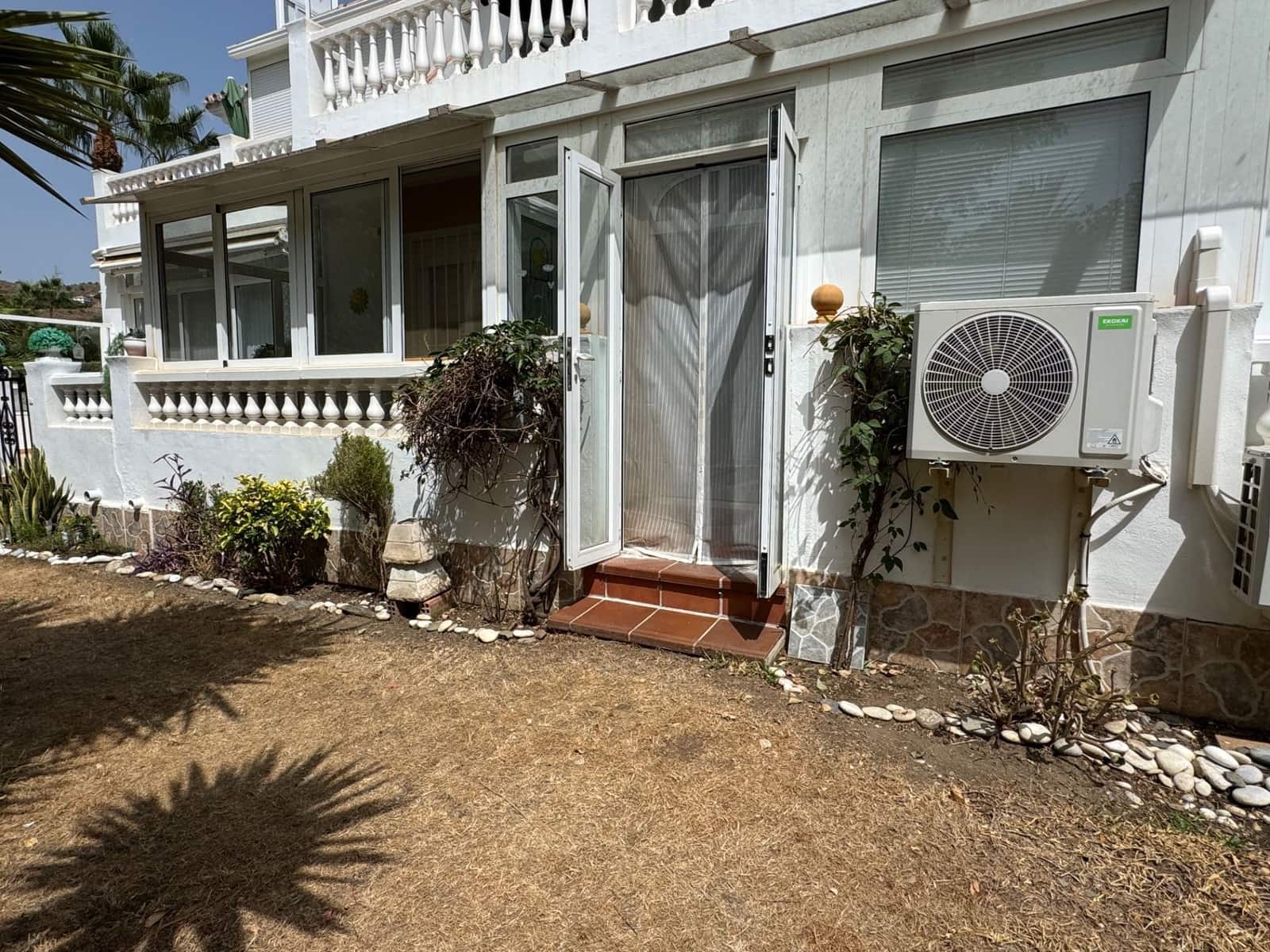2 soverom Leilighet til salgs i Torrox-Costa med svømmebasseng - € 233 000 (Ref: 9962030)