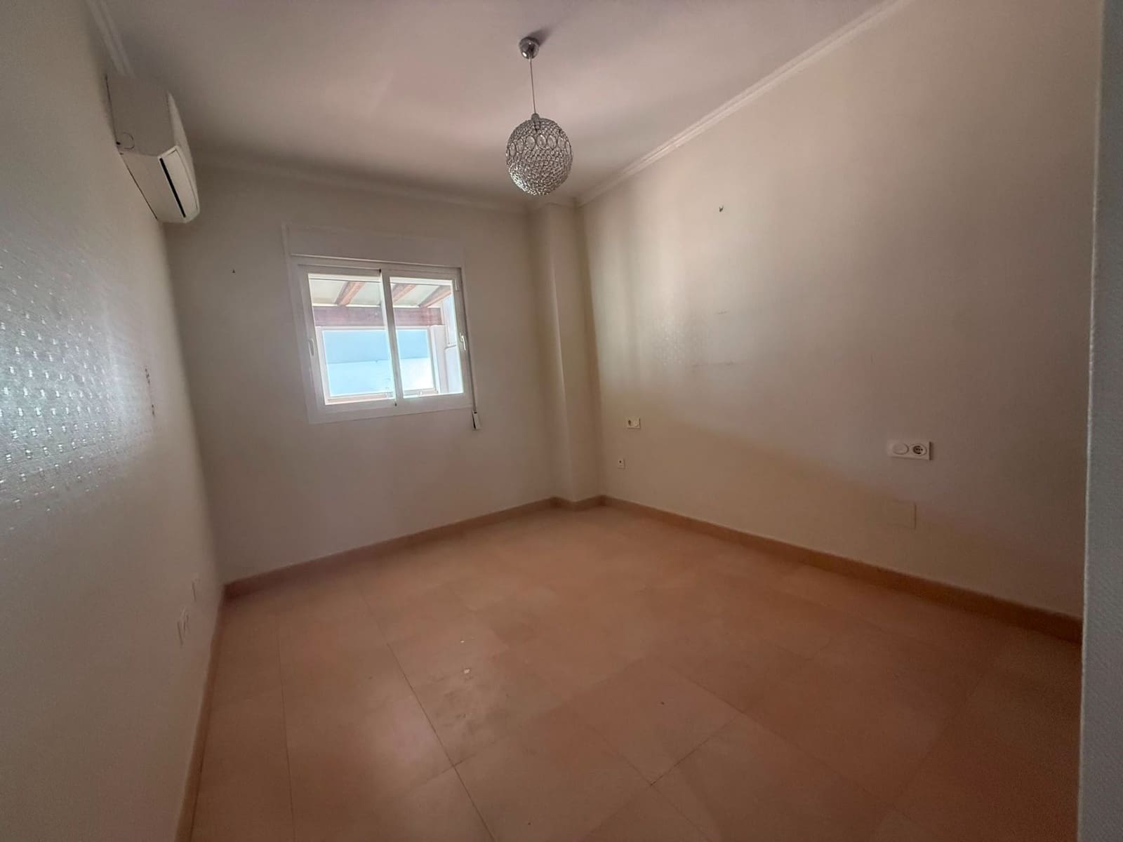 3 sovrum Lägenhet till salu i Caleta de Velez med pool garage - 359 000 € (Ref: 9981809)
