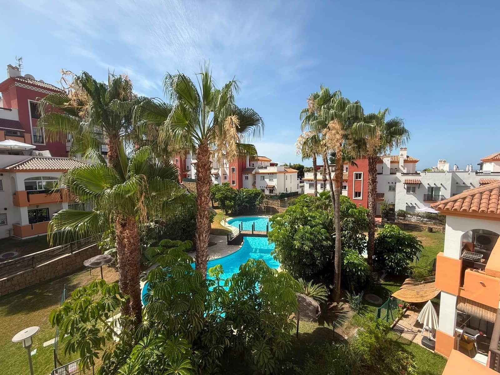 3 sovrum Lägenhet till salu i Caleta de Velez med pool garage - 359 000 € (Ref: 9981809)