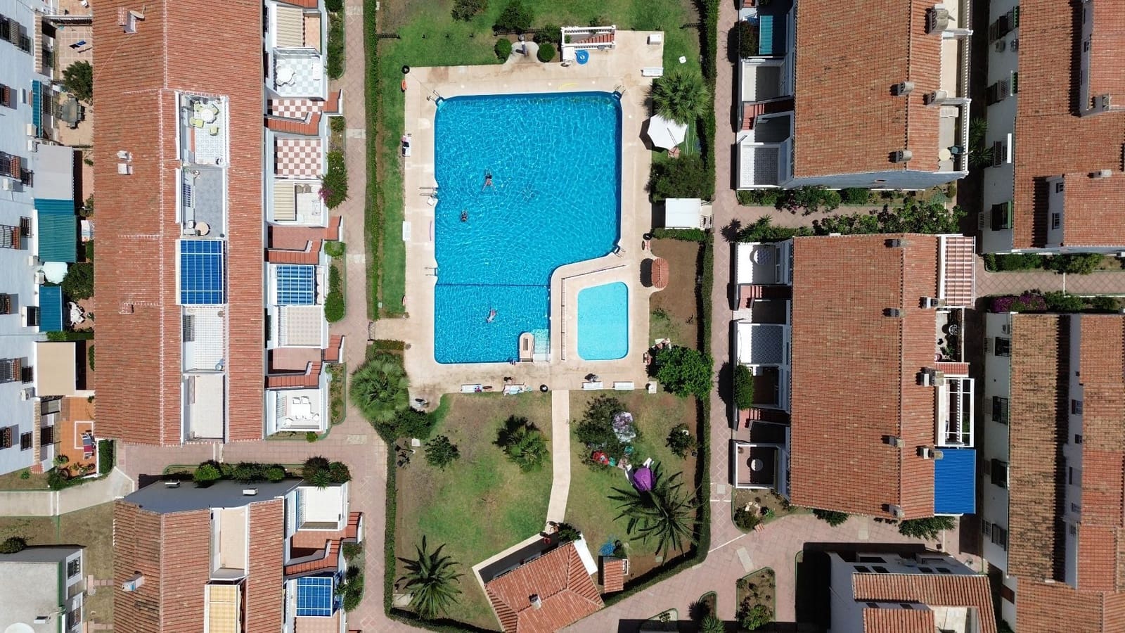 2 slaapkamer Appartement te koop in Torrox-Costa met zwembad - € 239.000 (Ref: 9984398)