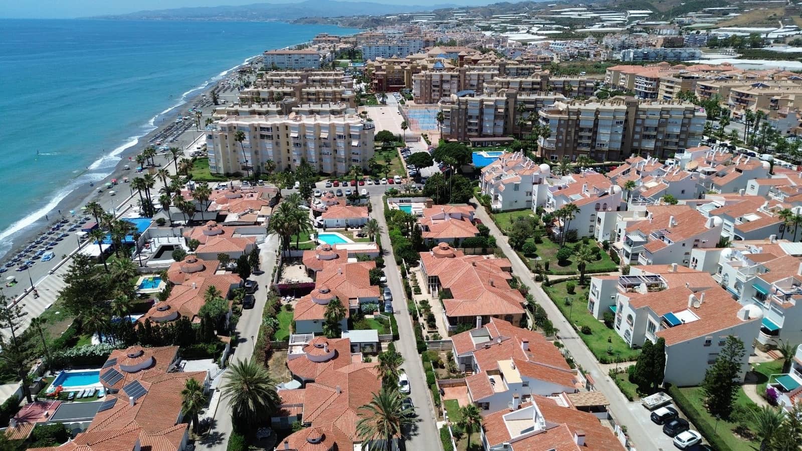 2 slaapkamer Appartement te koop in Torrox-Costa met zwembad - € 239.000 (Ref: 9984398)