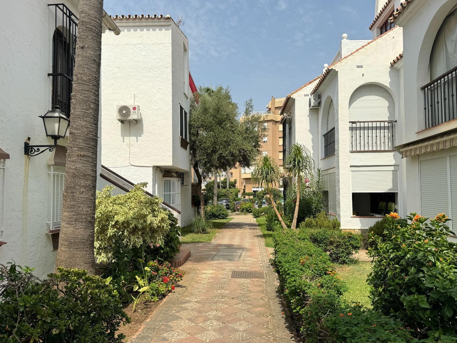 2 slaapkamer Appartement te koop in Torrox-Costa met zwembad - € 239.000 (Ref: 9984398)