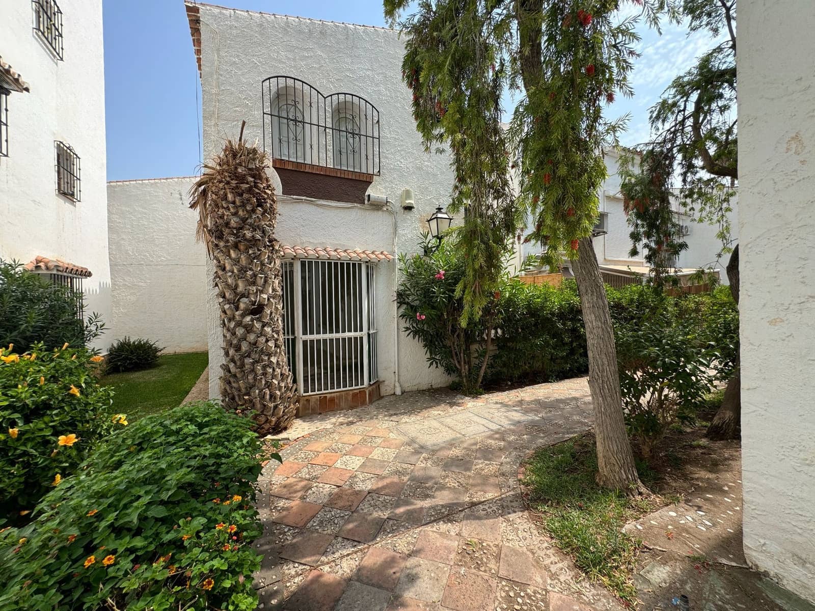 2 slaapkamer Appartement te koop in Torrox-Costa met zwembad - € 239.000 (Ref: 9984398)