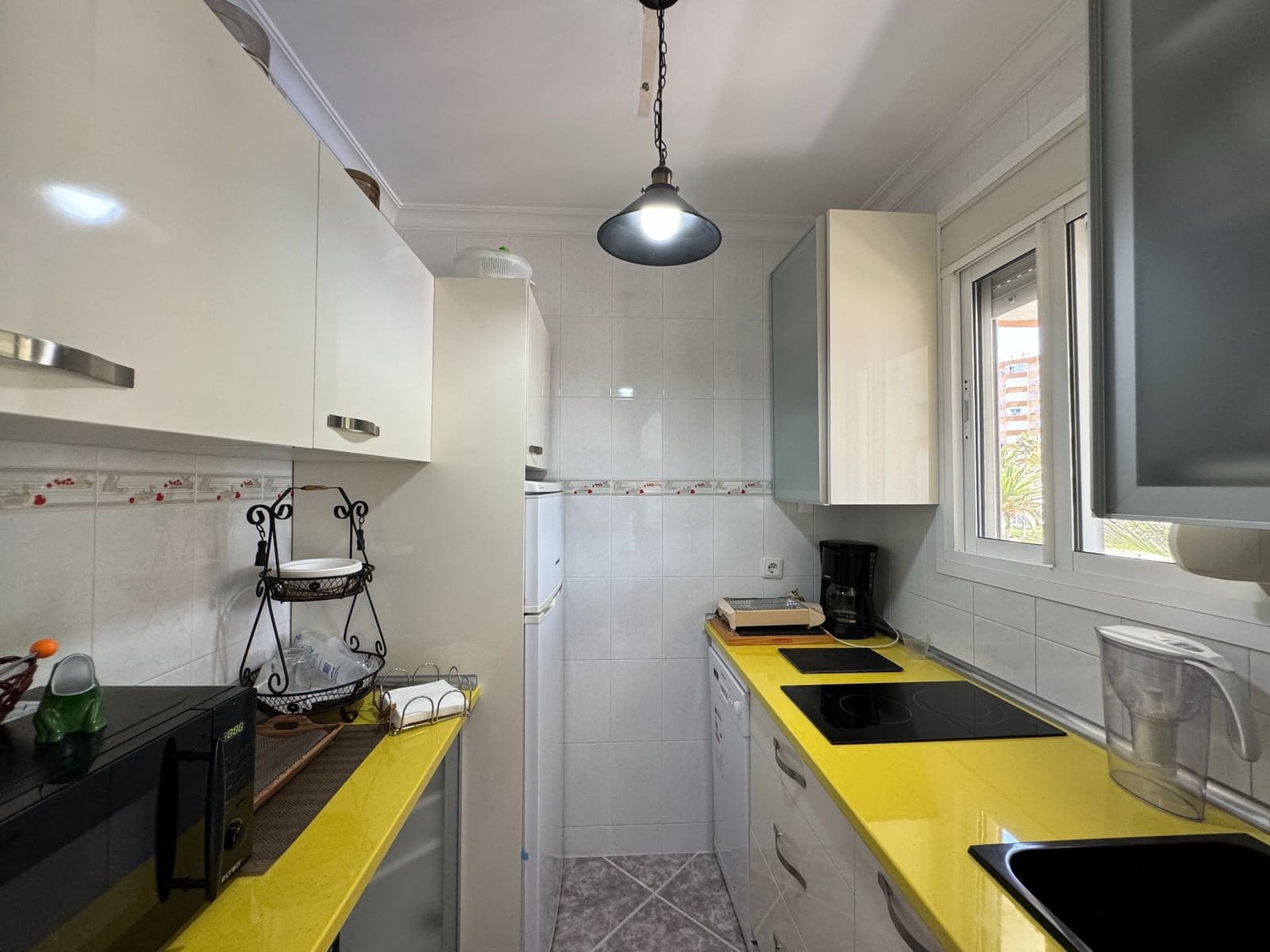 Piso de 2 habitaciones en Algarrobo en venta con piscina - 283.000 € (Ref: 9984399)