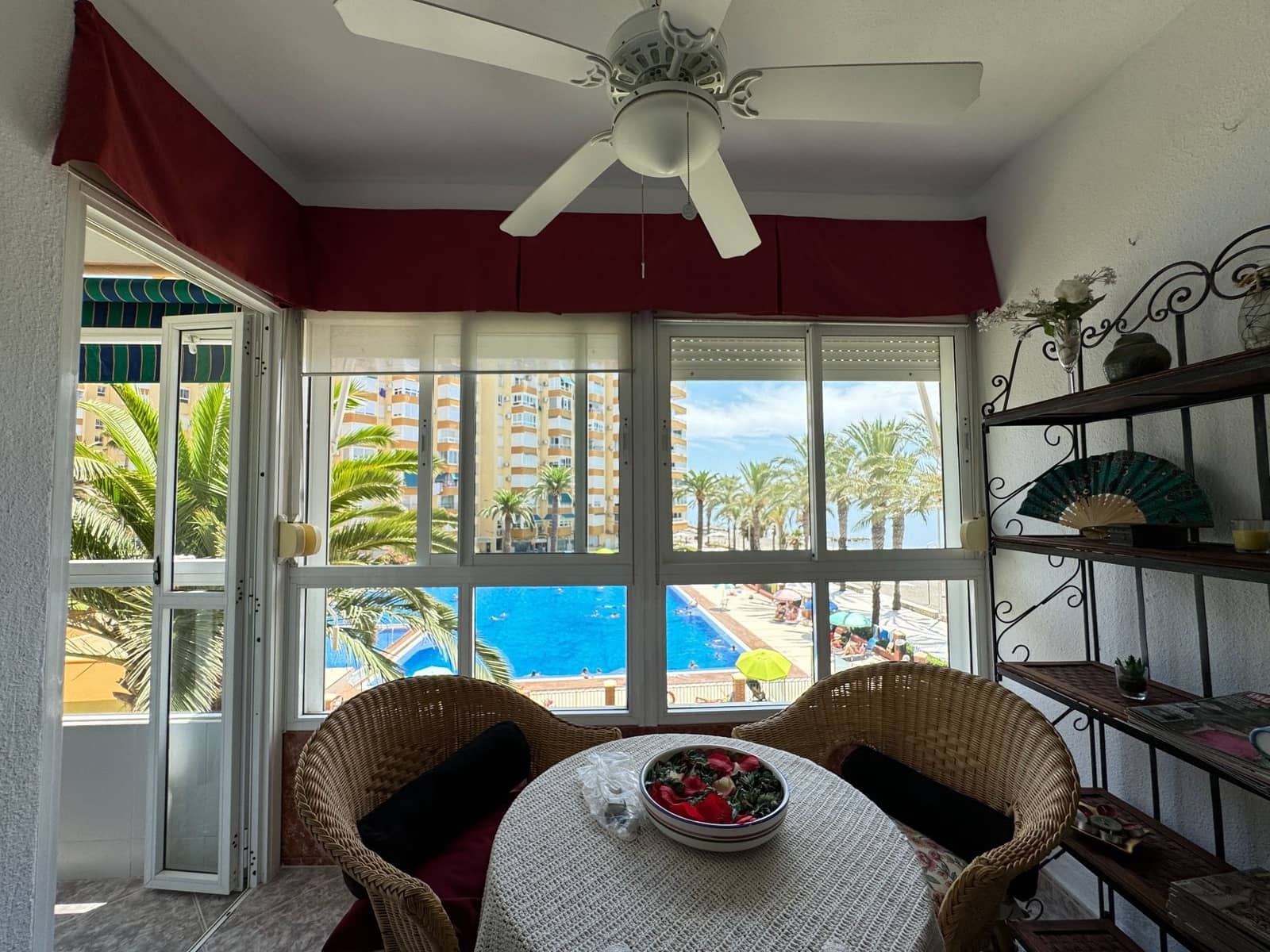 Piso de 2 habitaciones en Algarrobo en venta con piscina - 283.000 € (Ref: 9984399)