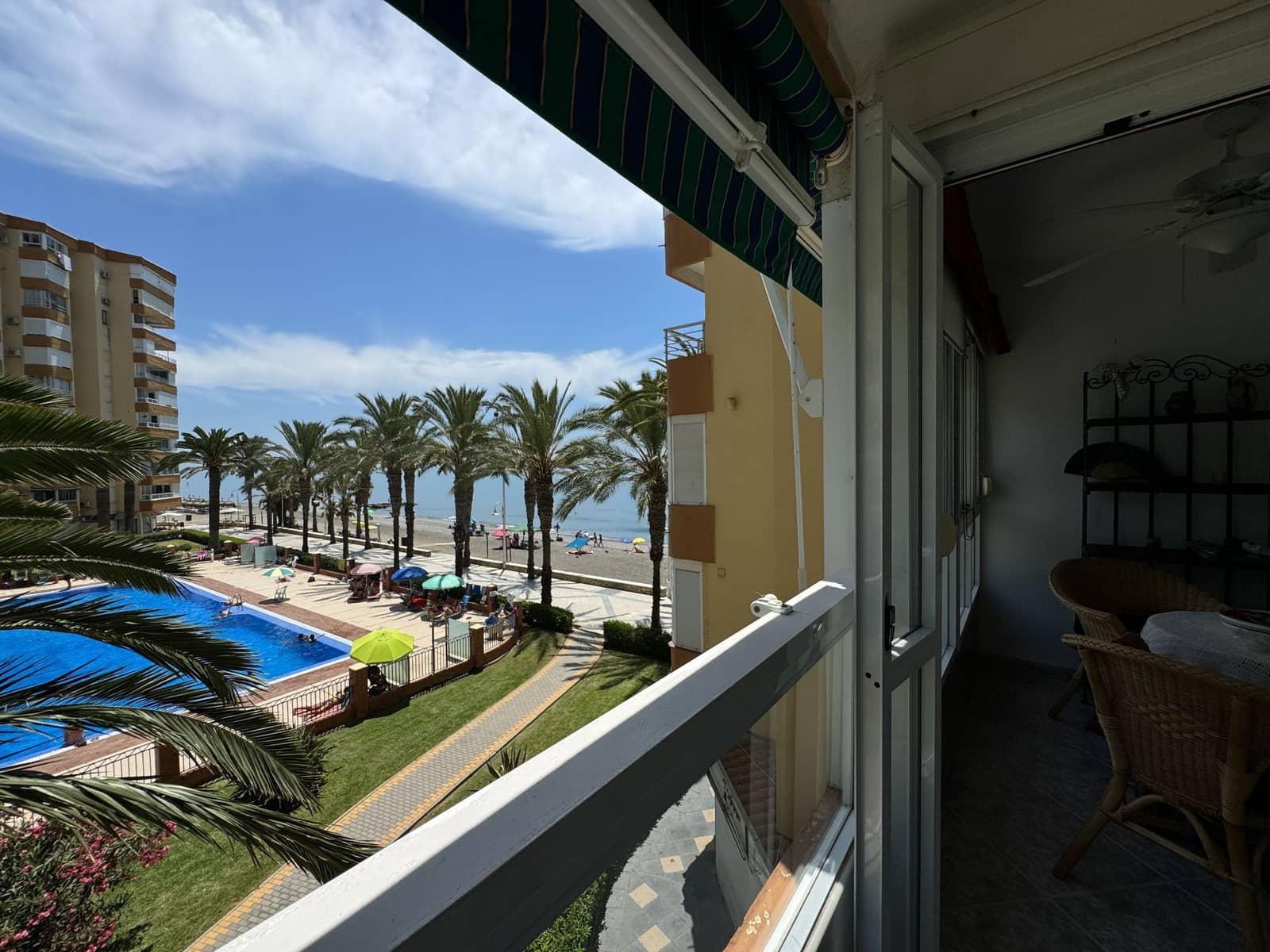 Piso de 2 habitaciones en Algarrobo en venta con piscina - 283.000 € (Ref: 9984399)