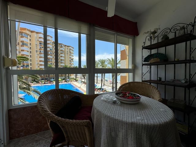 Piso de 2 habitaciones en Algarrobo en venta con piscina - 283.000 € (Ref: 9984399)