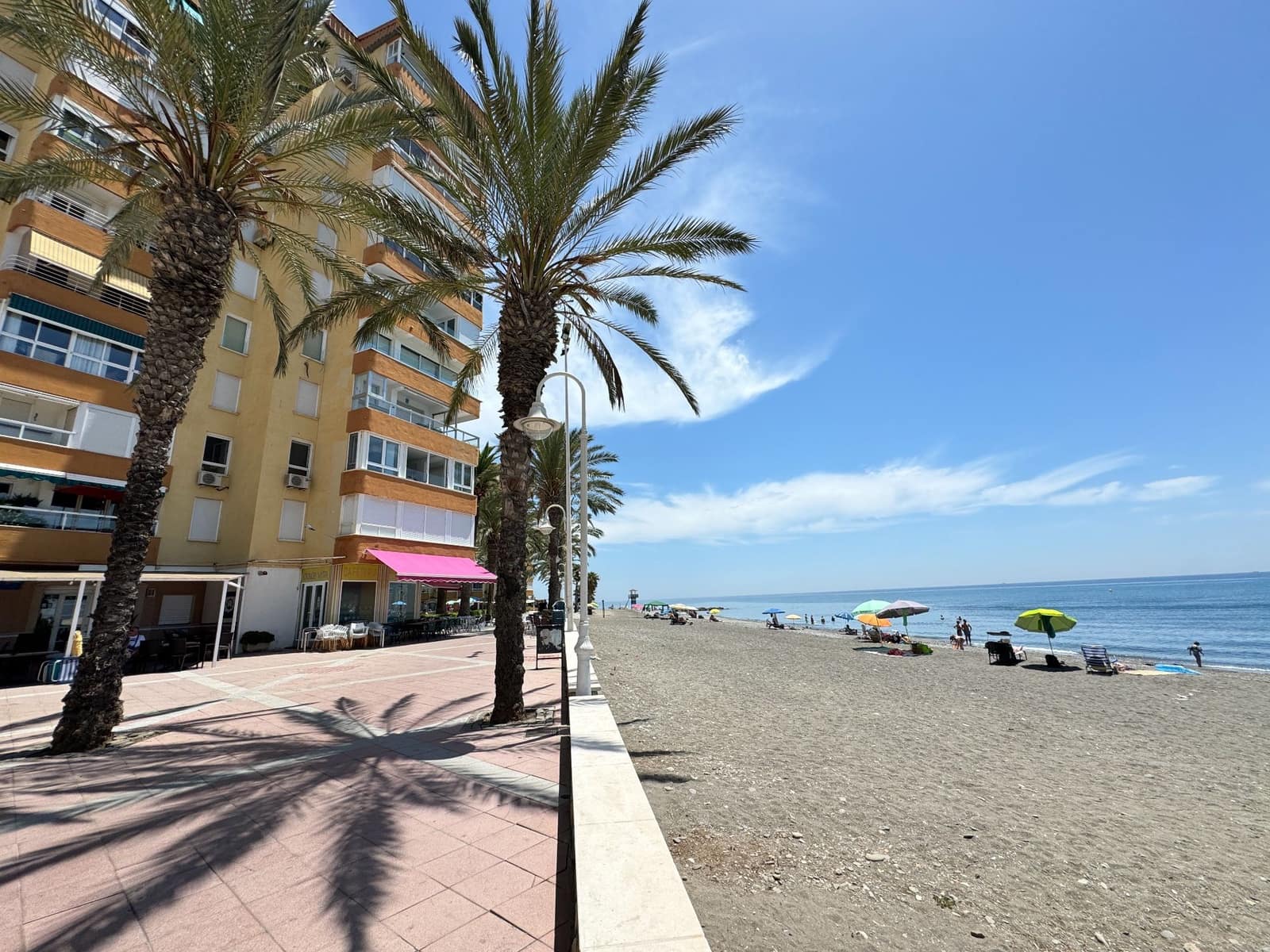Piso de 2 habitaciones en Algarrobo en venta con piscina - 283.000 € (Ref: 9984399)