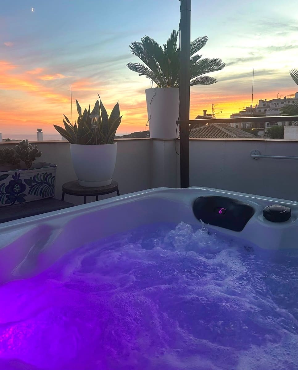 3 bedroom Penthouse for sale in Torrox - € 369,000 (Ref: 9999532)