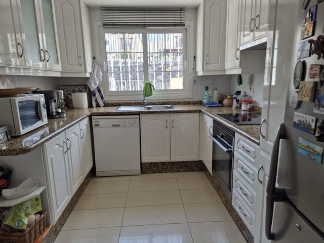 3 bedroom Terraced Villa for sale in Santa Cruz de Tenerife with pool garage - € 750,000 (Ref: 10009699)
