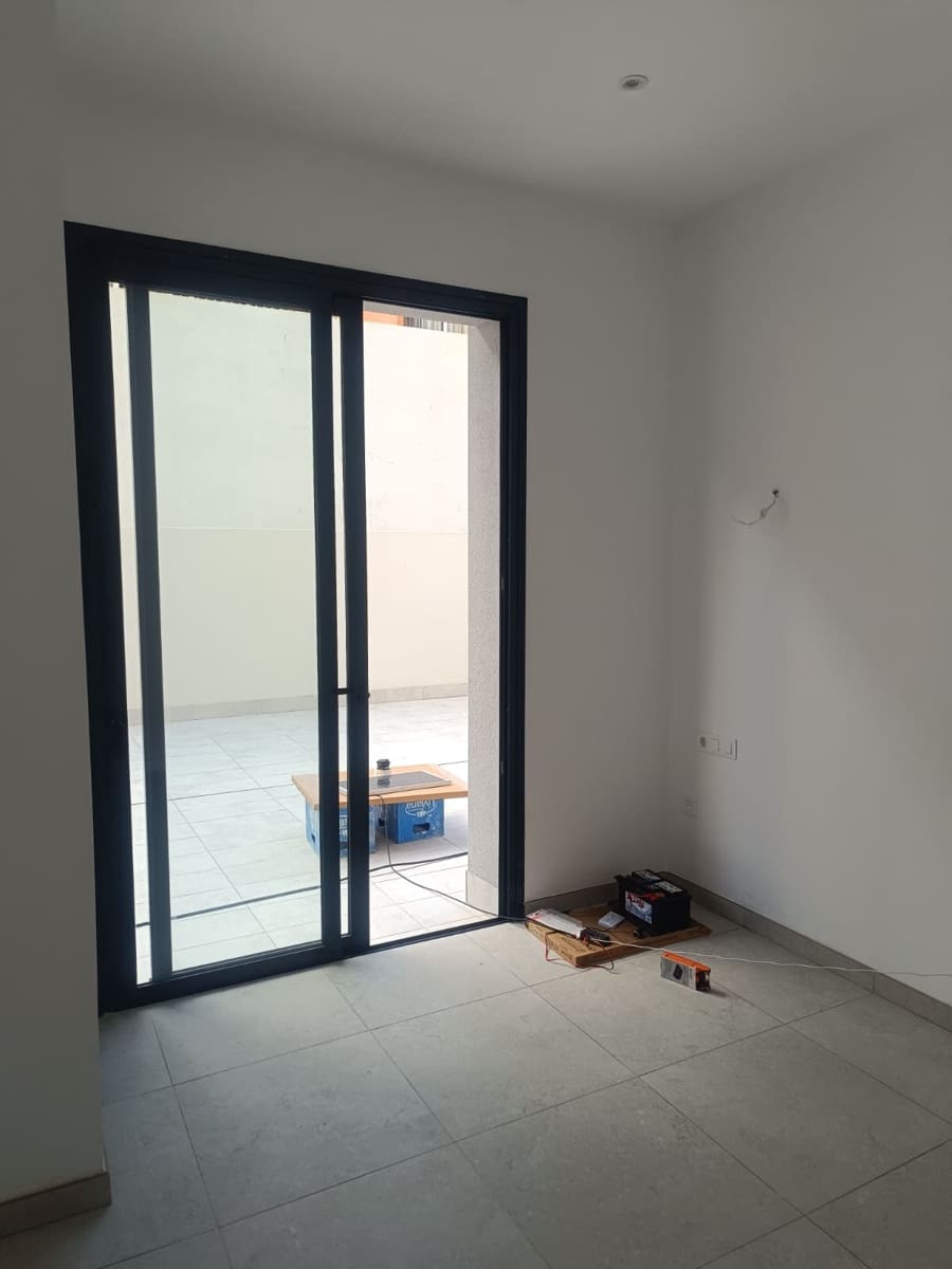 2 bedroom Apartment for sale in Santa Cruz de Tenerife with pool garage - € 325,000 (Ref: 10009838)