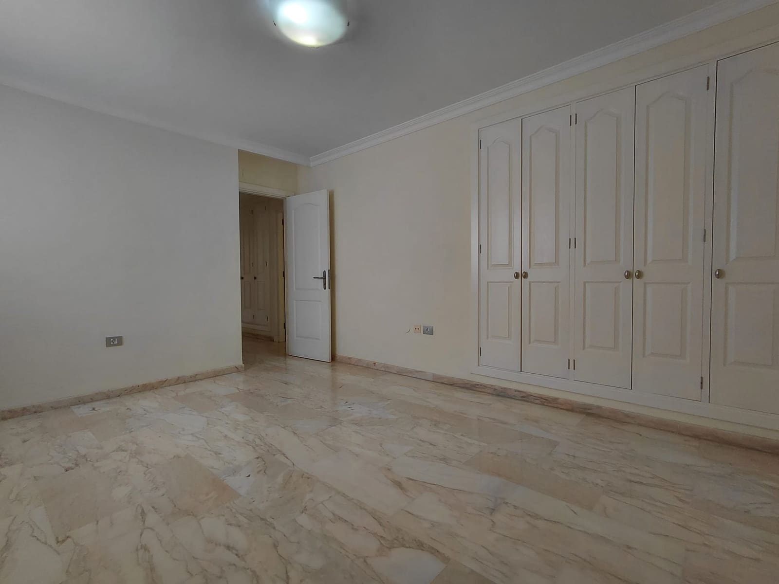 2 bedroom Apartment for sale in Santiago del Teide with pool garage - € 529,000 (Ref: 10009908)