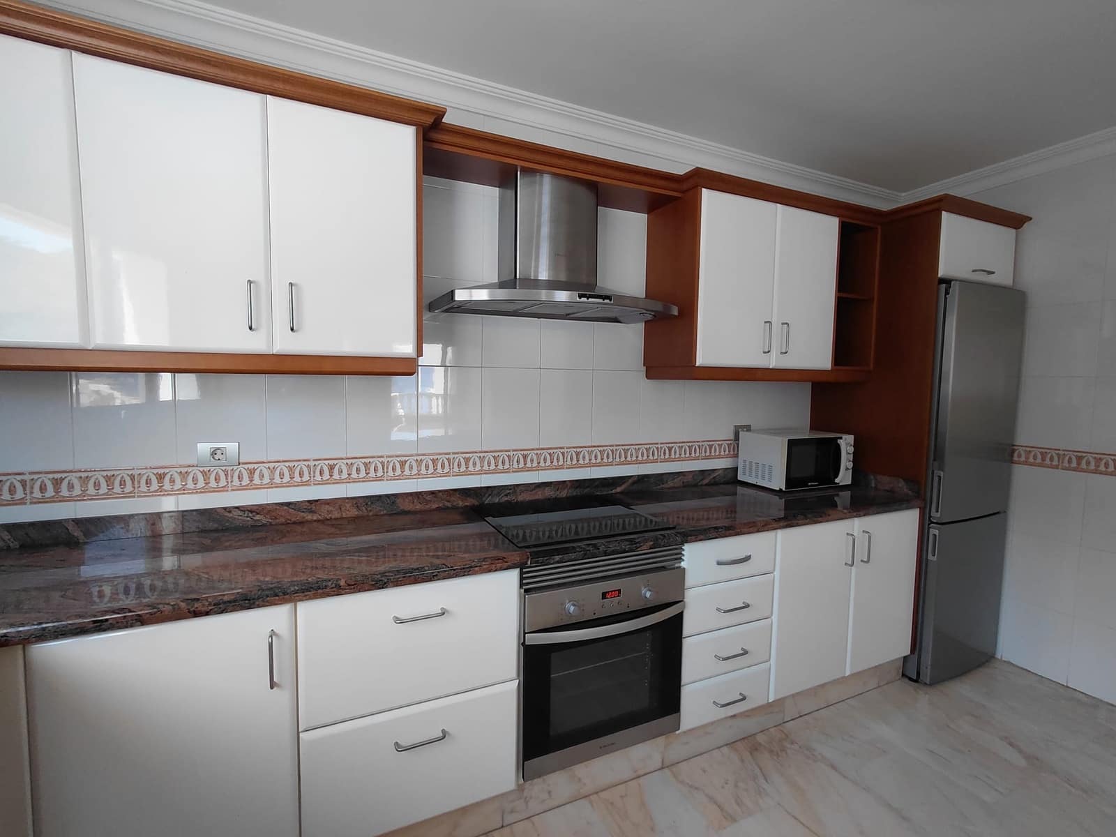 2 bedroom Apartment for sale in Santiago del Teide with pool garage - € 529,000 (Ref: 10009908)