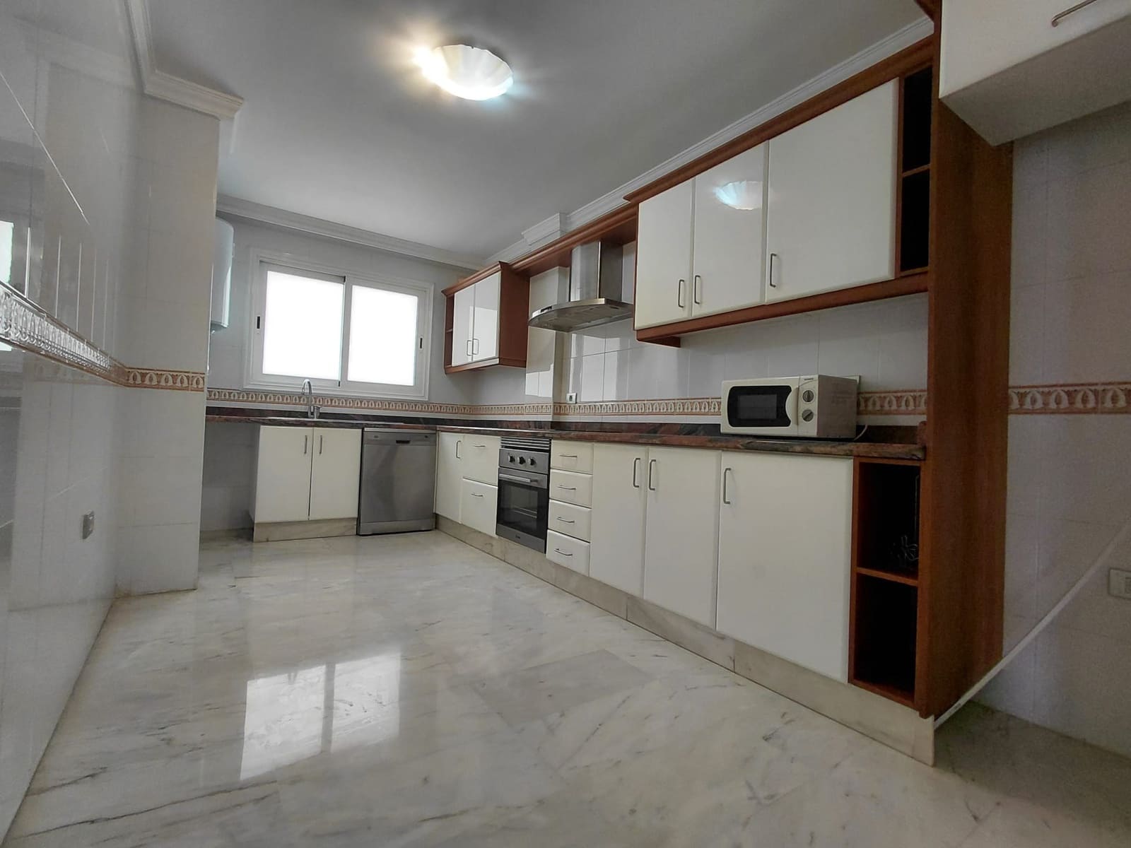 2 bedroom Apartment for sale in Santiago del Teide with pool garage - € 440,000 (Ref: 10009909)