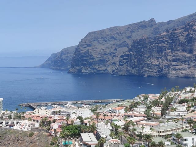 2 chambre Appartement à vendre à Los Gigantes, Santiago del Teide avec piscine garage - 875 000 € (Ref: 10016792)