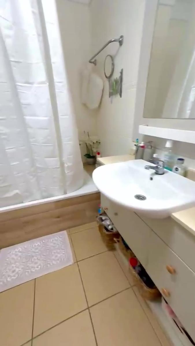 2 Zimmer Apartment zu vermieten in Adeje mit Pool Garage - 1.400 € (Ref: 10040231)