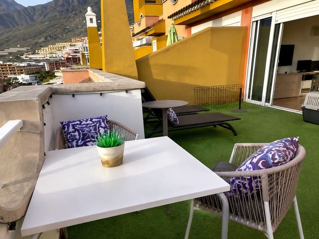 2 sovrum Lägenhet att hyra i Adeje med pool garage - 1 400 € (Ref: 10040231)