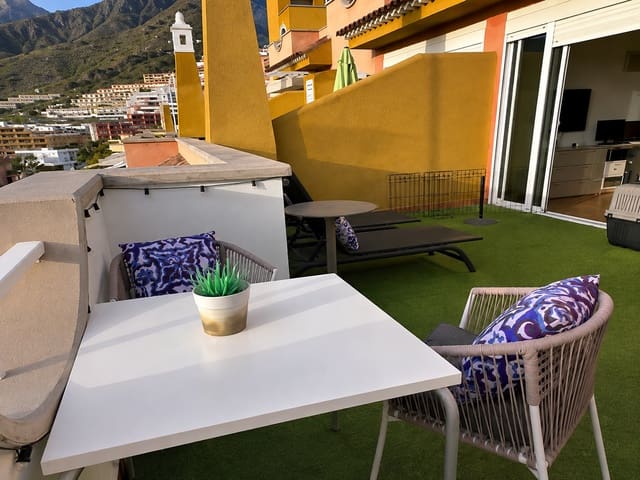 2 sovrum Lägenhet att hyra i Adeje med pool garage - 1 400 € (Ref: 10040231)