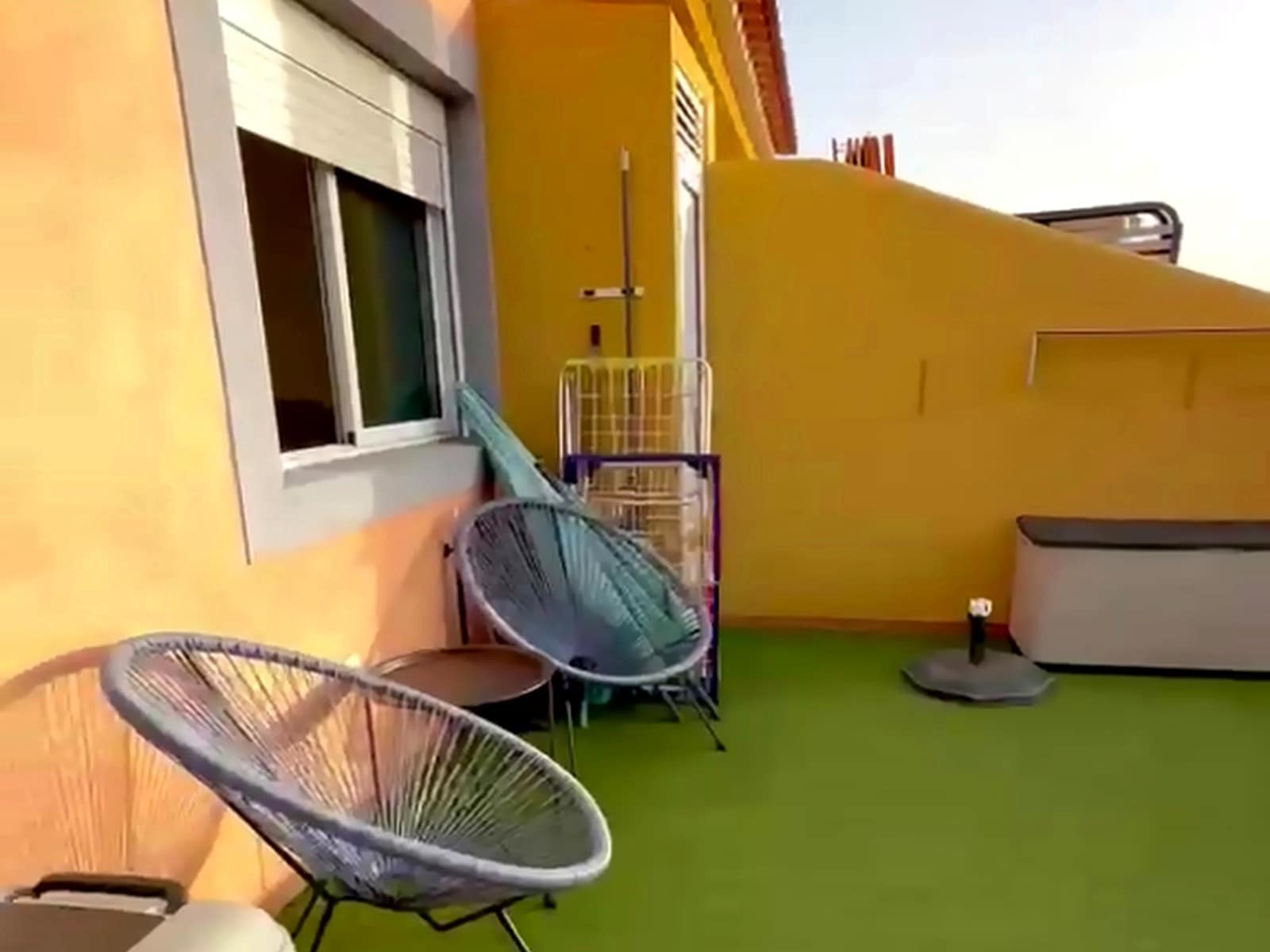 2 bedroom Apartment for rent in Adeje with pool garage - € 1,400 (Ref: 10040231)