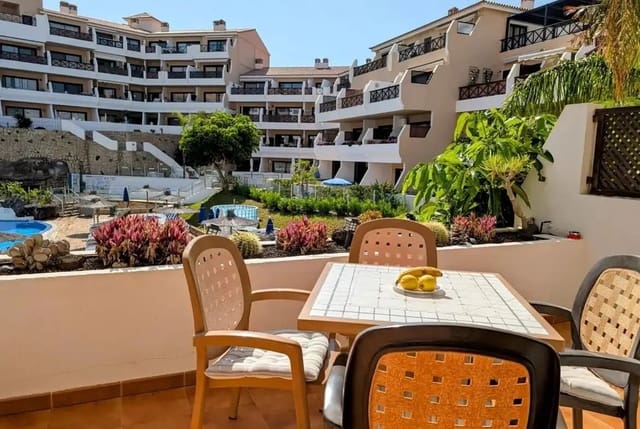 1 slaapkamer Appartement te koop in Granadilla de Abona met zwembad - € 220.000 (Ref: 10043312)