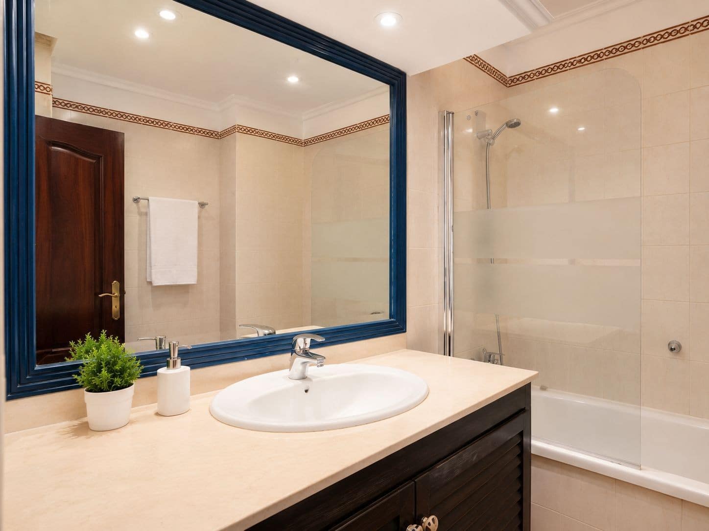 1 slaapkamer Appartement te koop in Granadilla de Abona met zwembad - € 220.000 (Ref: 10043312)