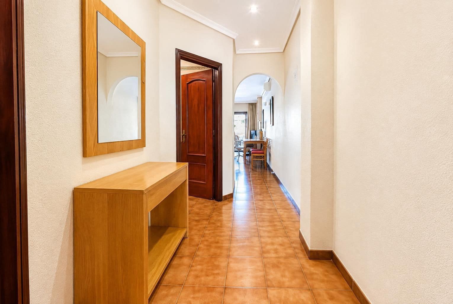 1 slaapkamer Appartement te koop in Granadilla de Abona met zwembad - € 220.000 (Ref: 10043312)
