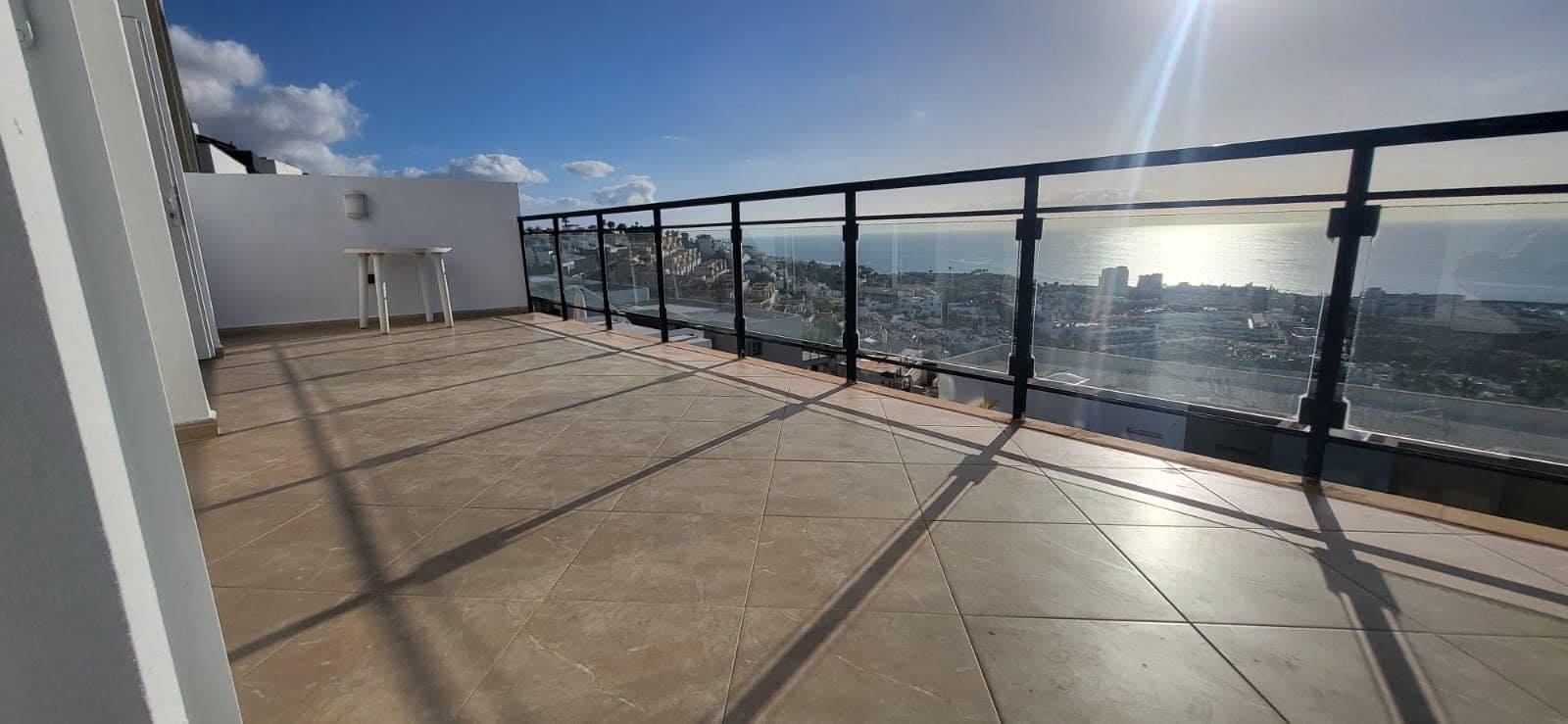3 quarto Moradia para venda em Adeje com piscina garagem - 850 000 € (Ref: 10045615)