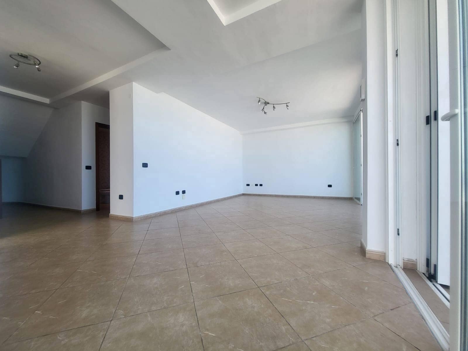 3 quarto Moradia para venda em Adeje com piscina garagem - 850 000 € (Ref: 10045615)