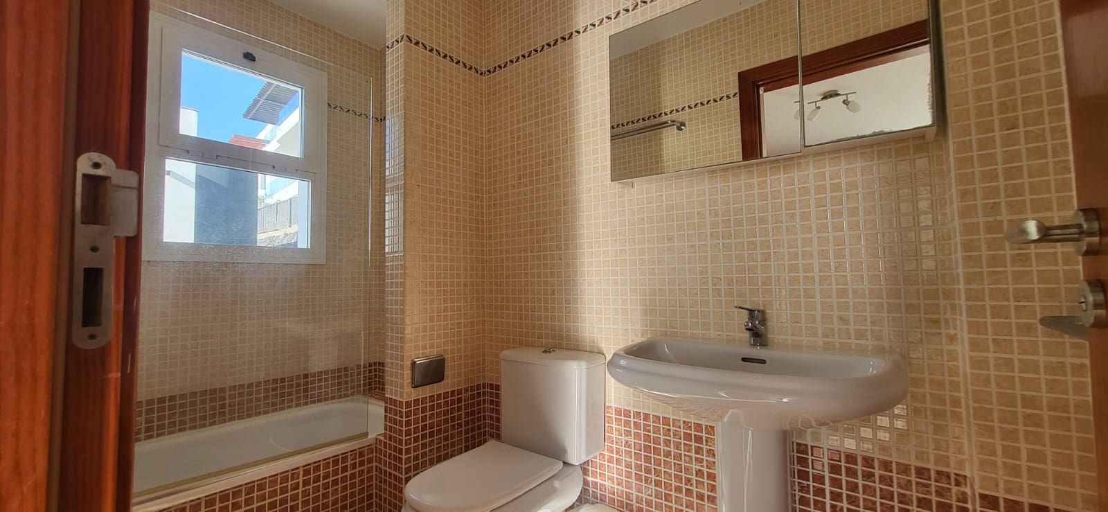 3 camera da letto Villa in vendita in Adeje con piscina garage - 850.000 € (Rif: 9623185)