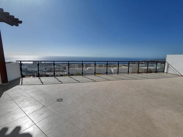 3 makuuhuone Huvila vuokrattavana paikassa Costa Adeje, Adeje mukana uima-altaan 
autotalli - 2 500 € (Ref: 9624030)