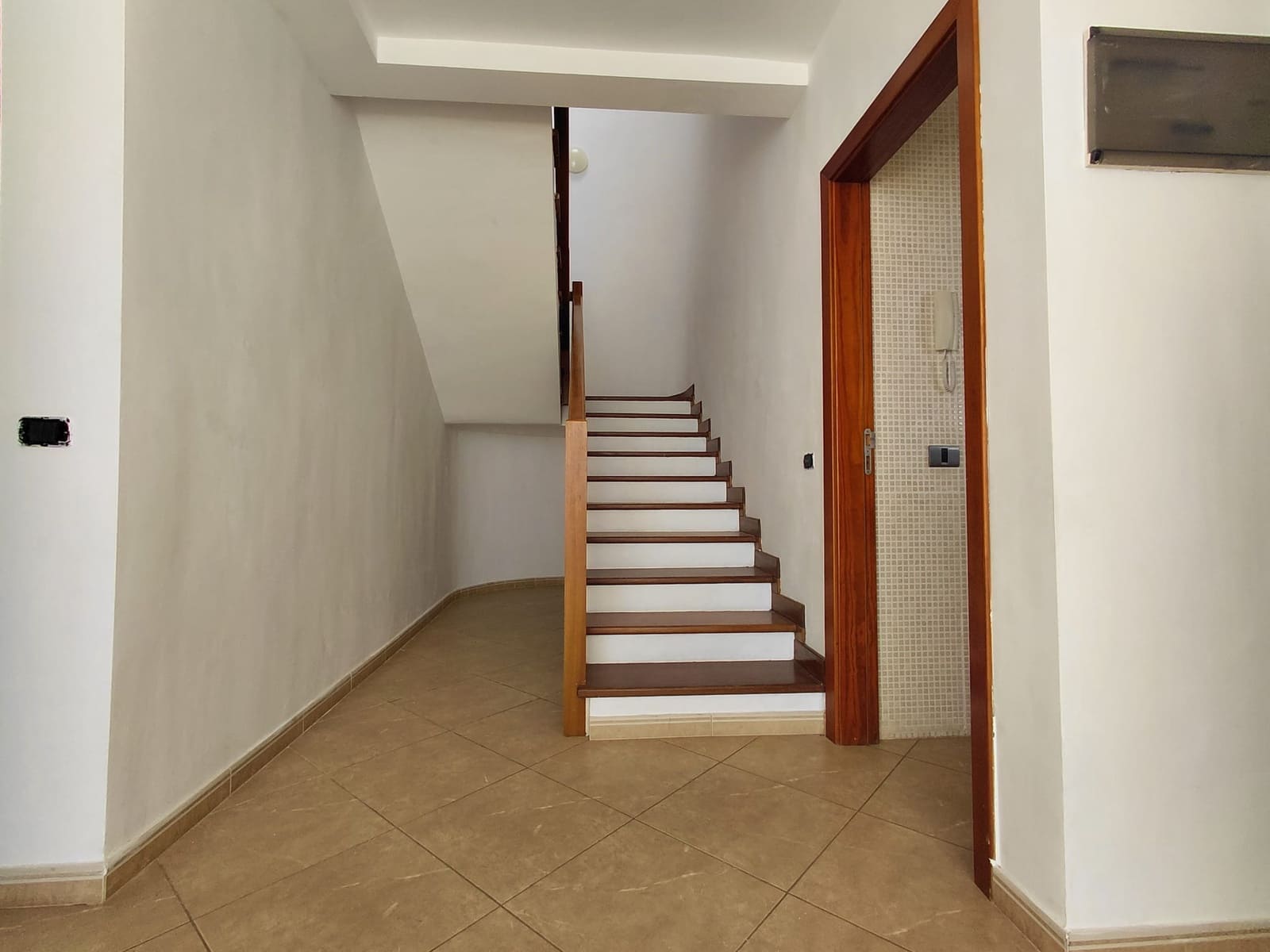 3 makuuhuone Huvila vuokrattavana paikassa Costa Adeje mukana uima-altaan 
autotalli - 2 500 € (Ref: 9624030)