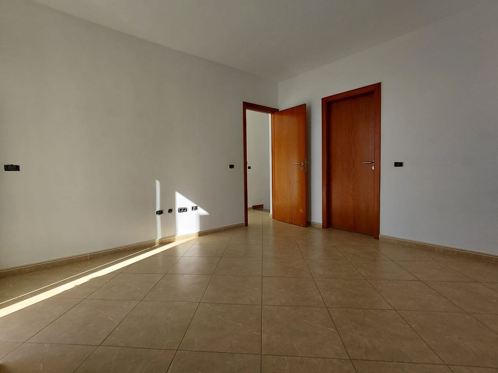 3 makuuhuone Huvila vuokrattavana paikassa Costa Adeje mukana uima-altaan 
autotalli - 2 500 € (Ref: 9624030)