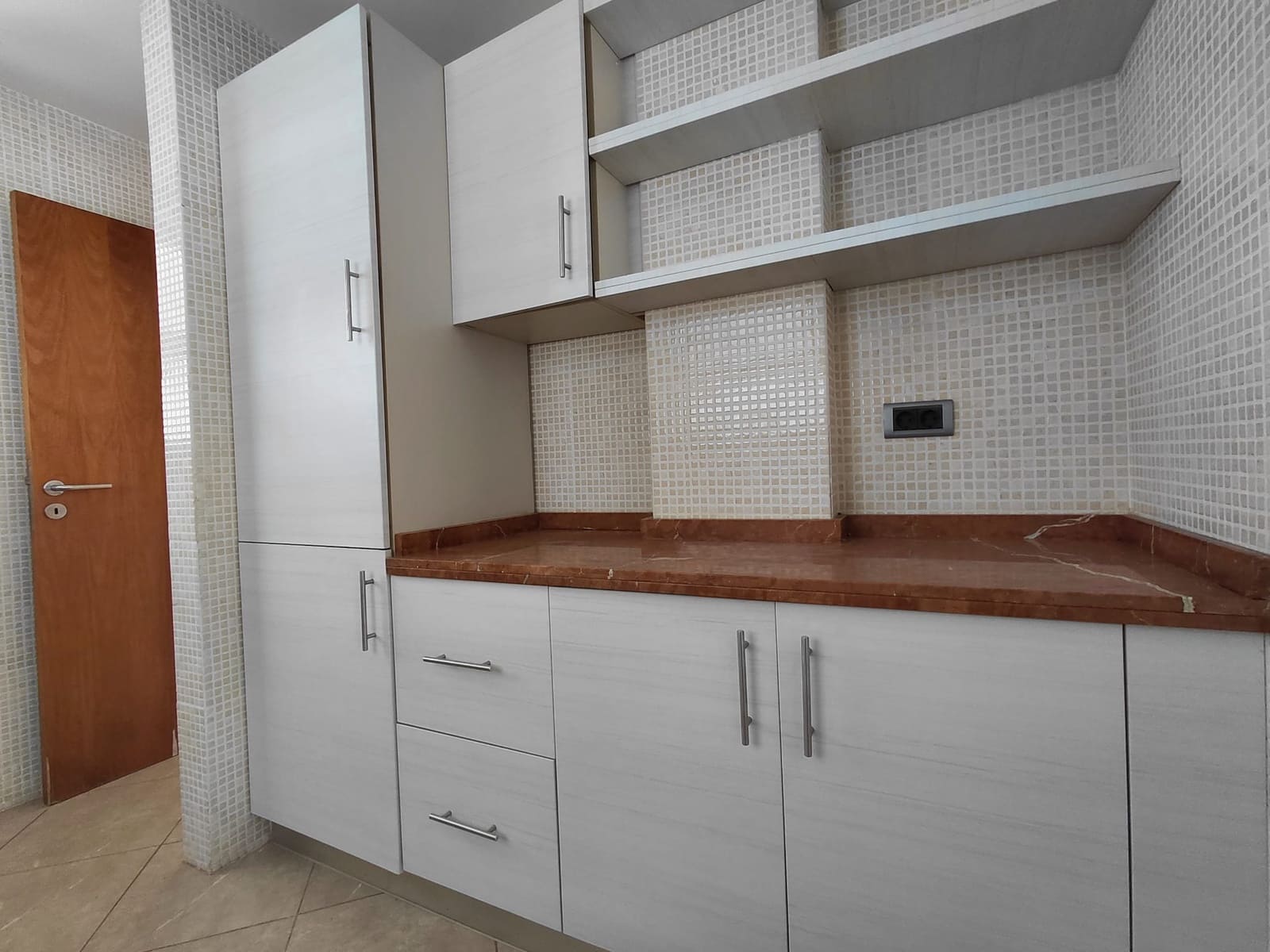 3 makuuhuone Huvila vuokrattavana paikassa Costa Adeje mukana uima-altaan 
autotalli - 2 500 € (Ref: 9624030)