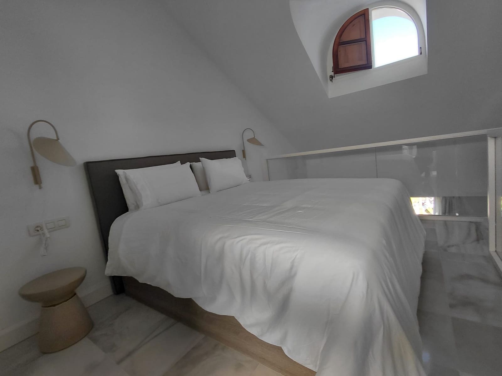 2 quarto Penthouse para venda em Arona com piscina - 1 360 000 € (Ref: 9624203)