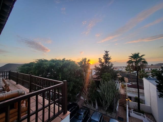 2 soveværelse Penthouse til salg i Chayofa, Arona med garage - € 525.000 (Ref: 9624210)