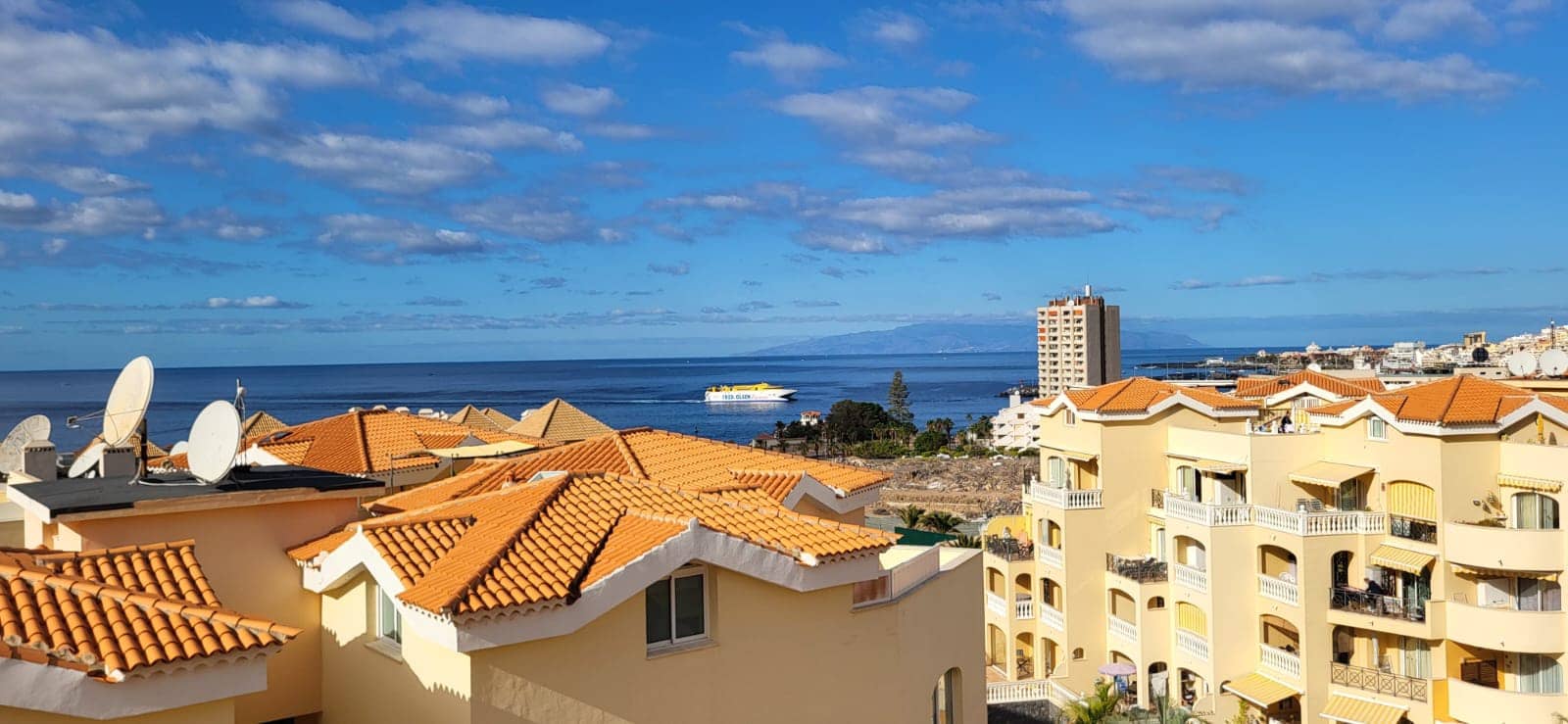 2 soveværelse Penthouse til salg i Arona med swimmingpool - € 650.000 (Ref: 9626450)