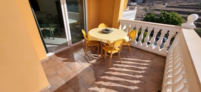 2 soveværelse Penthouse til salg i Los Cristianos, Arona med swimmingpool - € 650.000 (Ref: 9626450)