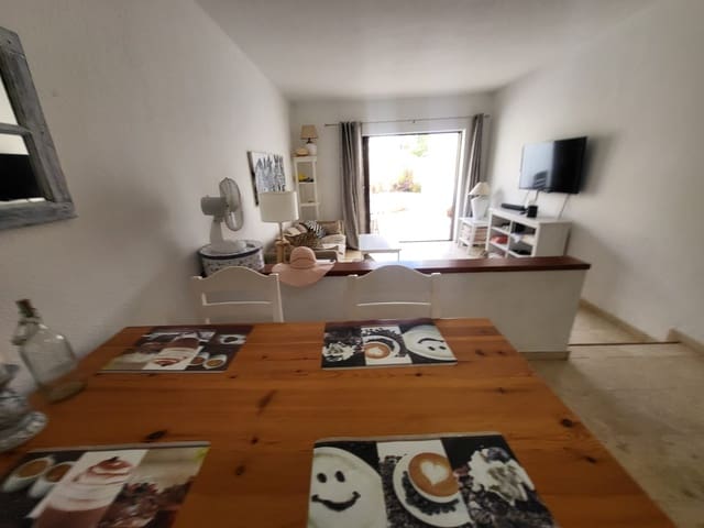 1 soveværelse Lejlighed til salg i Santa Cruz de Tenerife med swimmingpool - € 350.000 (Ref: 9626977)