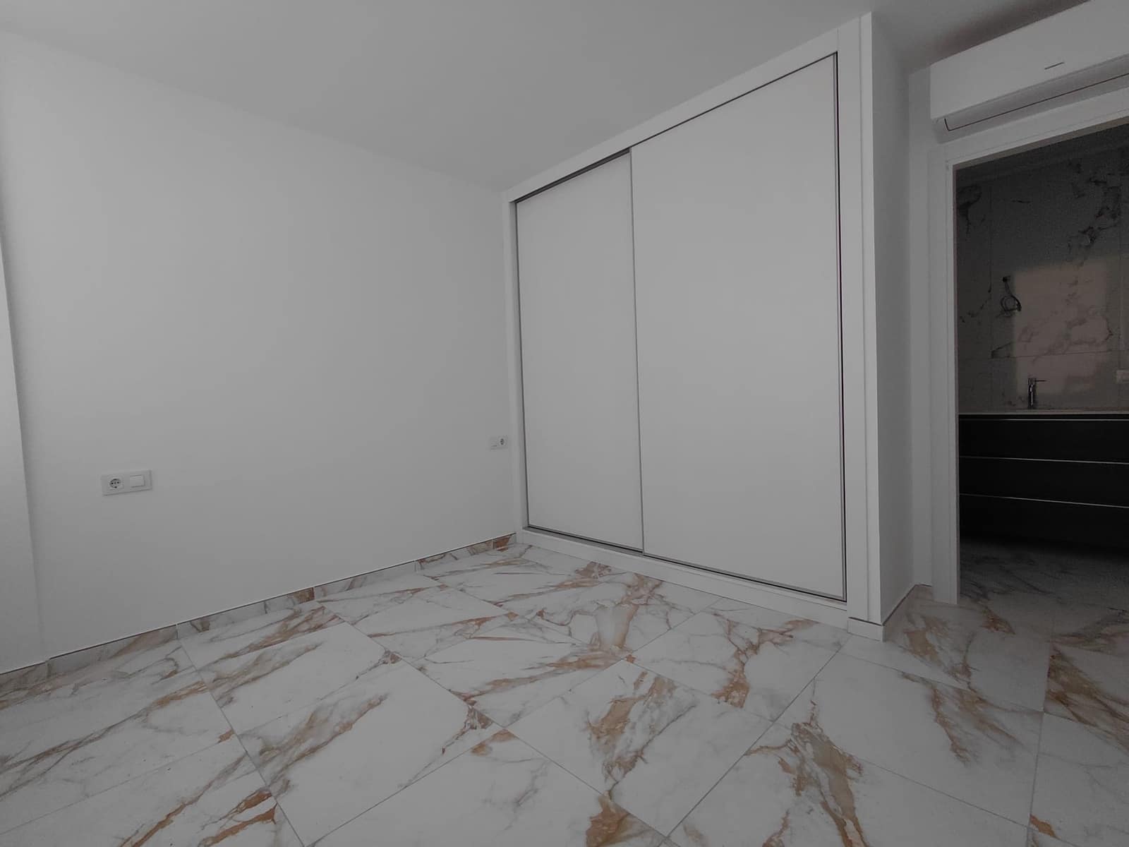 2 soveværelse Lejlighed til salg i Arona med swimmingpool - € 368.000 (Ref: 9628250)