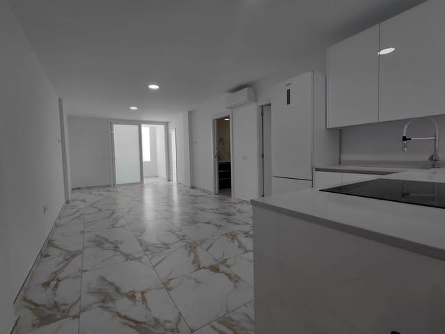 2 soveværelse Lejlighed til salg i Arona med swimmingpool - € 368.000 (Ref: 9628250)