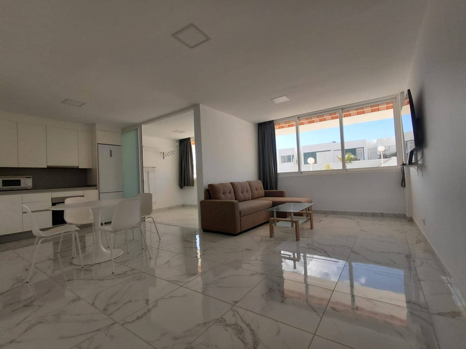 2 Zimmer Apartment zu verkaufen in Santa Cruz de Tenerife mit Pool - 441.000 € (Ref: 9628255)