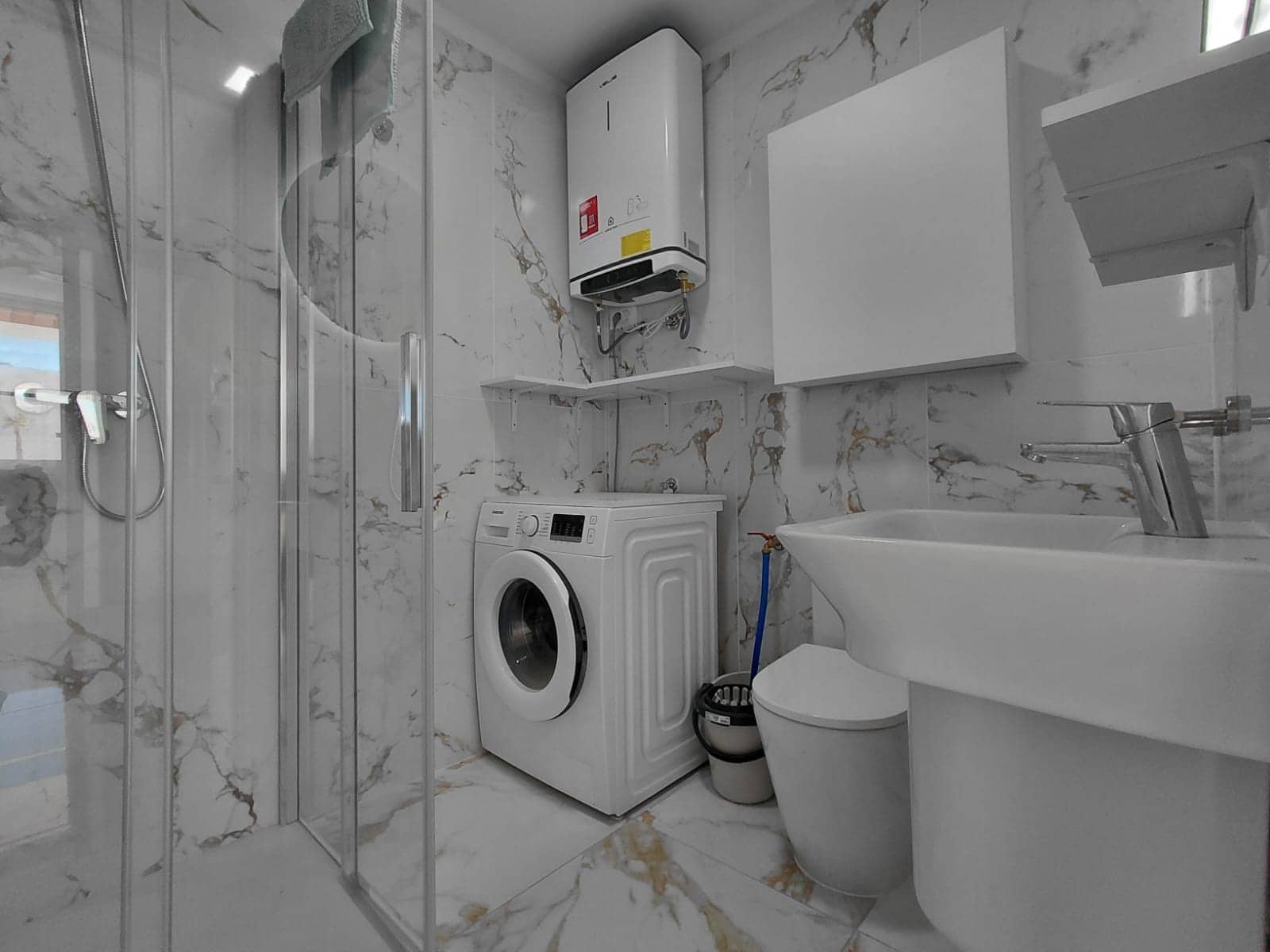 2 Zimmer Apartment zu verkaufen in Santa Cruz de Tenerife mit Pool - 441.000 € (Ref: 9628255)