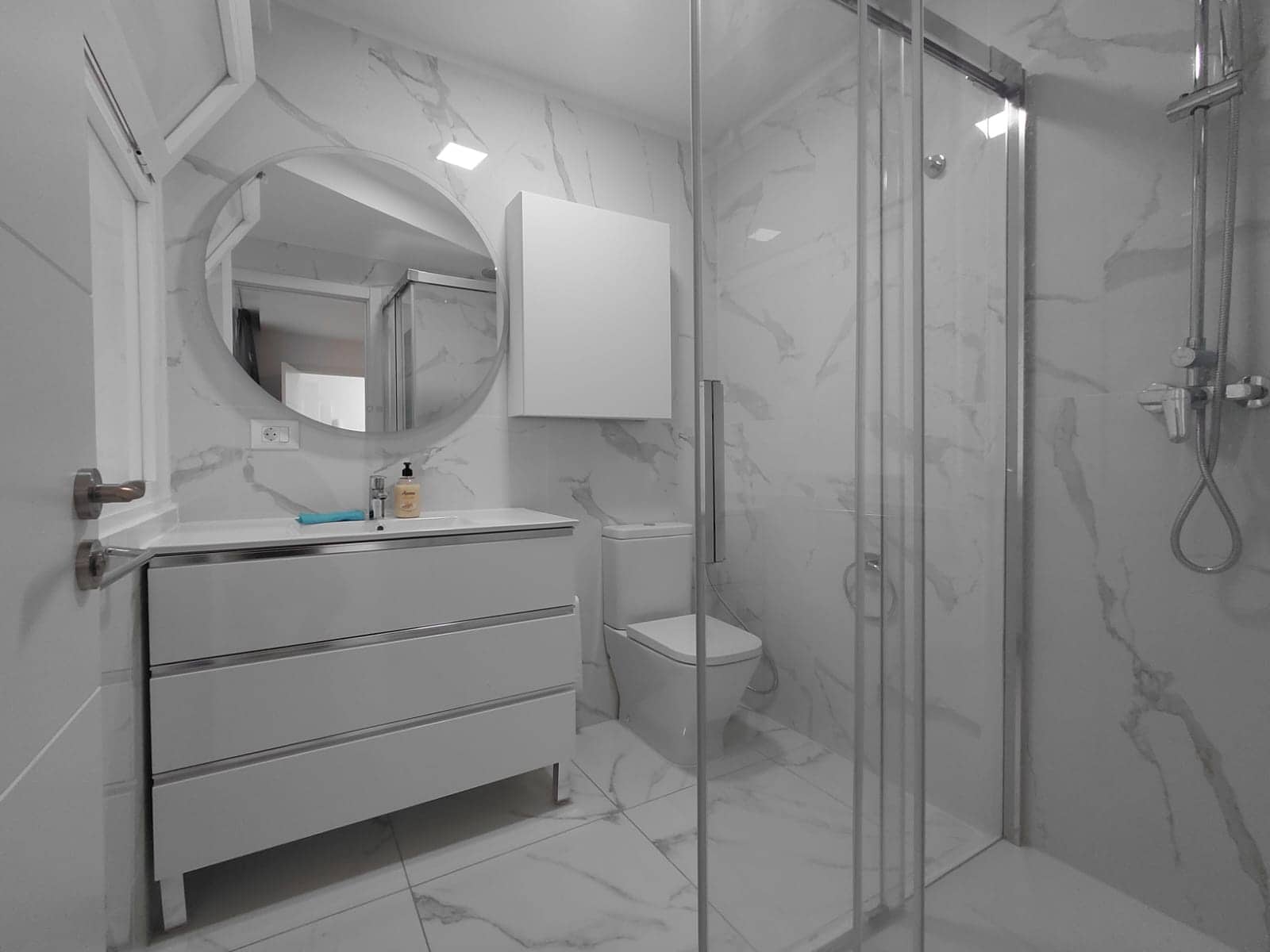 2 Zimmer Apartment zu verkaufen in Santa Cruz de Tenerife mit Pool - 441.000 € (Ref: 9628255)